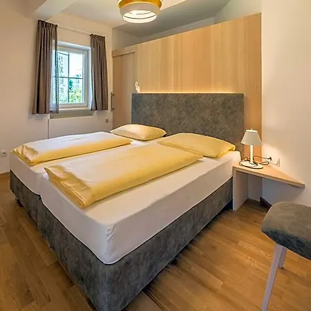 Majense Hotel apartamentowy Meran
