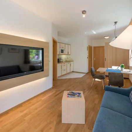 Majense アパートホテル