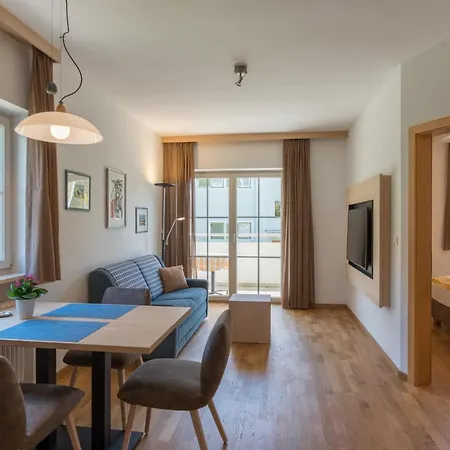 Lägenhetshotell Majense 4*