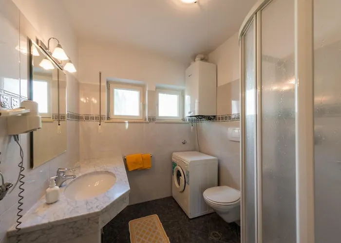 Majense ميرانو