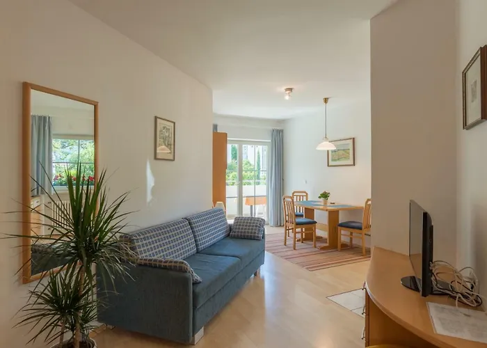 Aparthotel Majense 4*